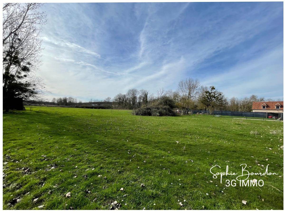 Terrain seul à Monéteau en Yonne (89) de 1293 m² à vendre au prix de 65000€ - 3