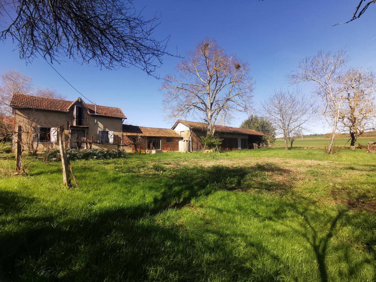 Terrain seul à Monferran-Savès en Gers (32) de 2000 m² à vendre au prix de 93000€ - 2