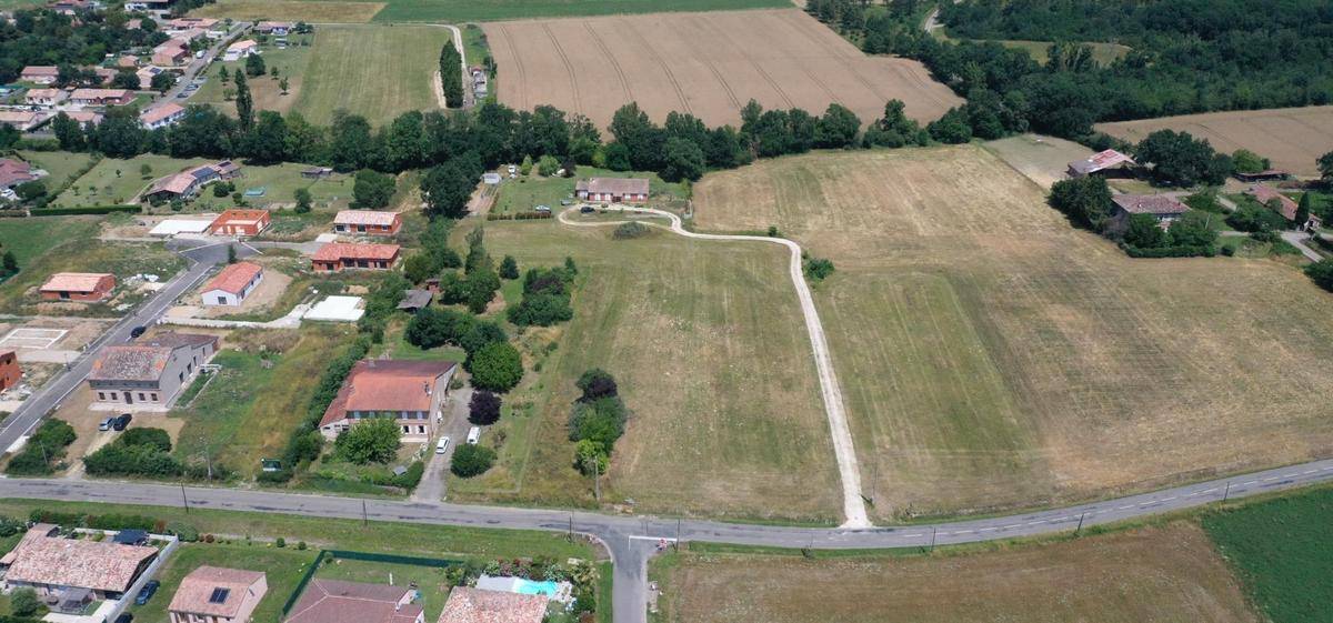 Terrain seul à Le Burgaud en Haute-Garonne (31) de 808 m² à vendre au prix de 76000€ - 3