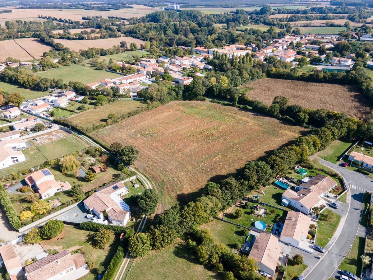 Terrain seul à Bouhet en Charente-Maritime (17) de 172 m² à vendre au prix de 35000€ - 4