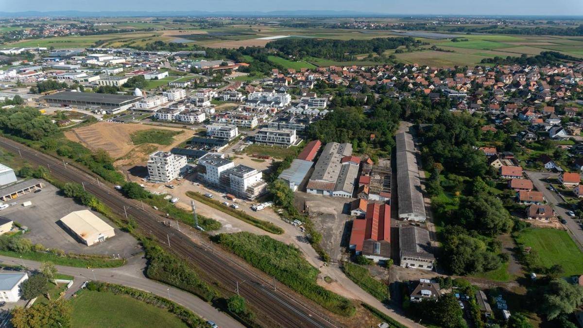 Terrain seul à Brumath en Bas-Rhin (67) de 349 m² à vendre au prix de 139600€ - 1
