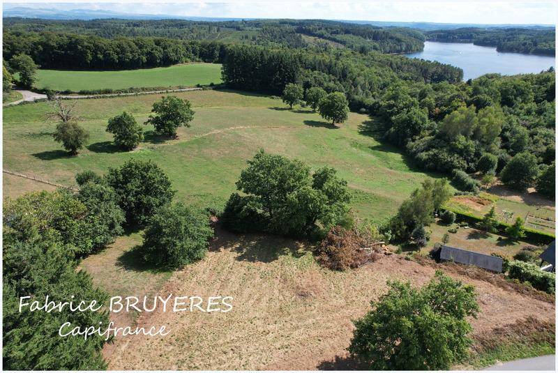 Terrain seul à Liginiac en Corrèze (19) de 2688 m² à vendre au prix de 55000€ - 1