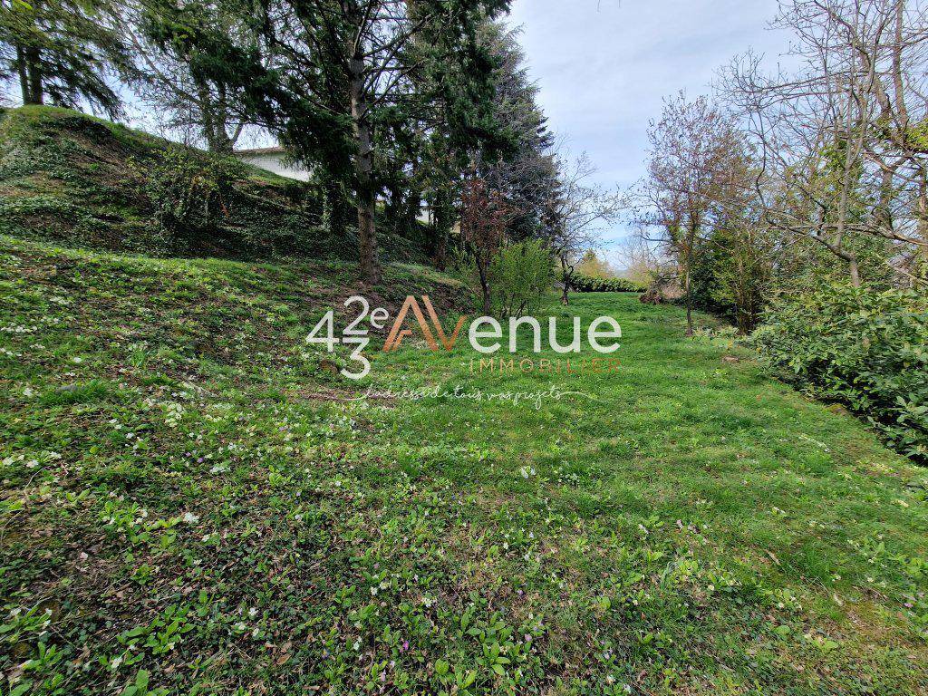 Terrain seul à Saint-Étienne en Loire (42) de 1200 m² à vendre au prix de 199000€ - 1