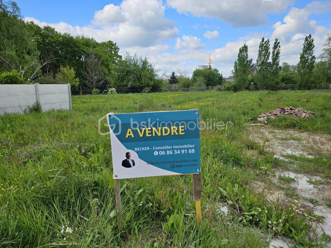 Terrain seul à Fleury-les-Aubrais en Loiret (45) de 2360 m² à vendre au prix de 299850€ - 2