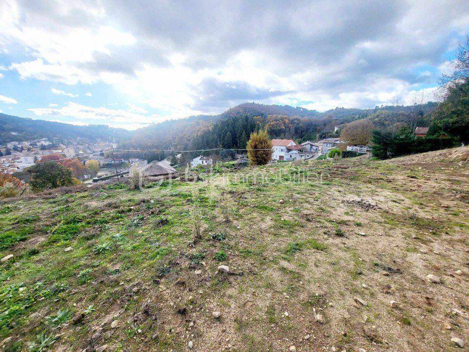 Terrain seul à Vals-les-Bains en Ardèche (07) de 2705 m² à vendre au prix de 98000€ - 1