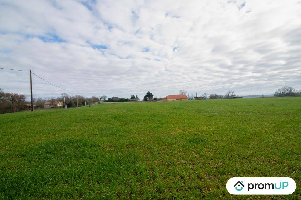 Terrain seul à Sempesserre en Gers (32) de 8000 m² à vendre au prix de 52000€ - 3
