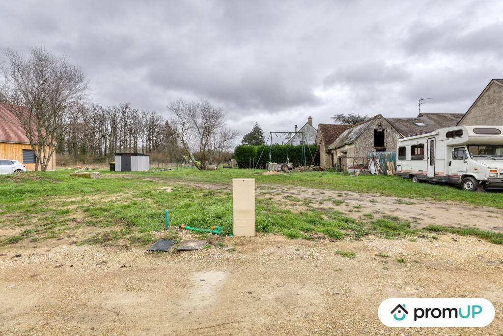 Terrain seul à Les Montils en Loir-et-Cher (41) de 701 m² à vendre au prix de 60000€ - 2