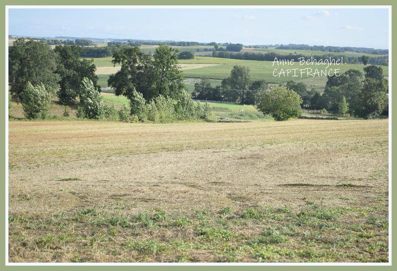 Terrain seul à Pergain-Taillac en Gers (32) de 9403 m² à vendre au prix de 108500€ - 2