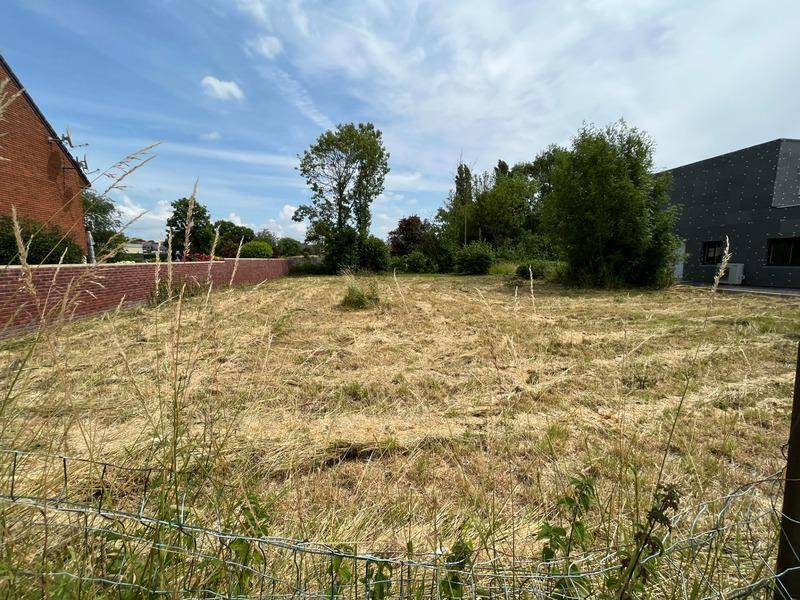 Terrain seul à Albert en Somme (80) de 918 m² à vendre au prix de 64500€ - 1