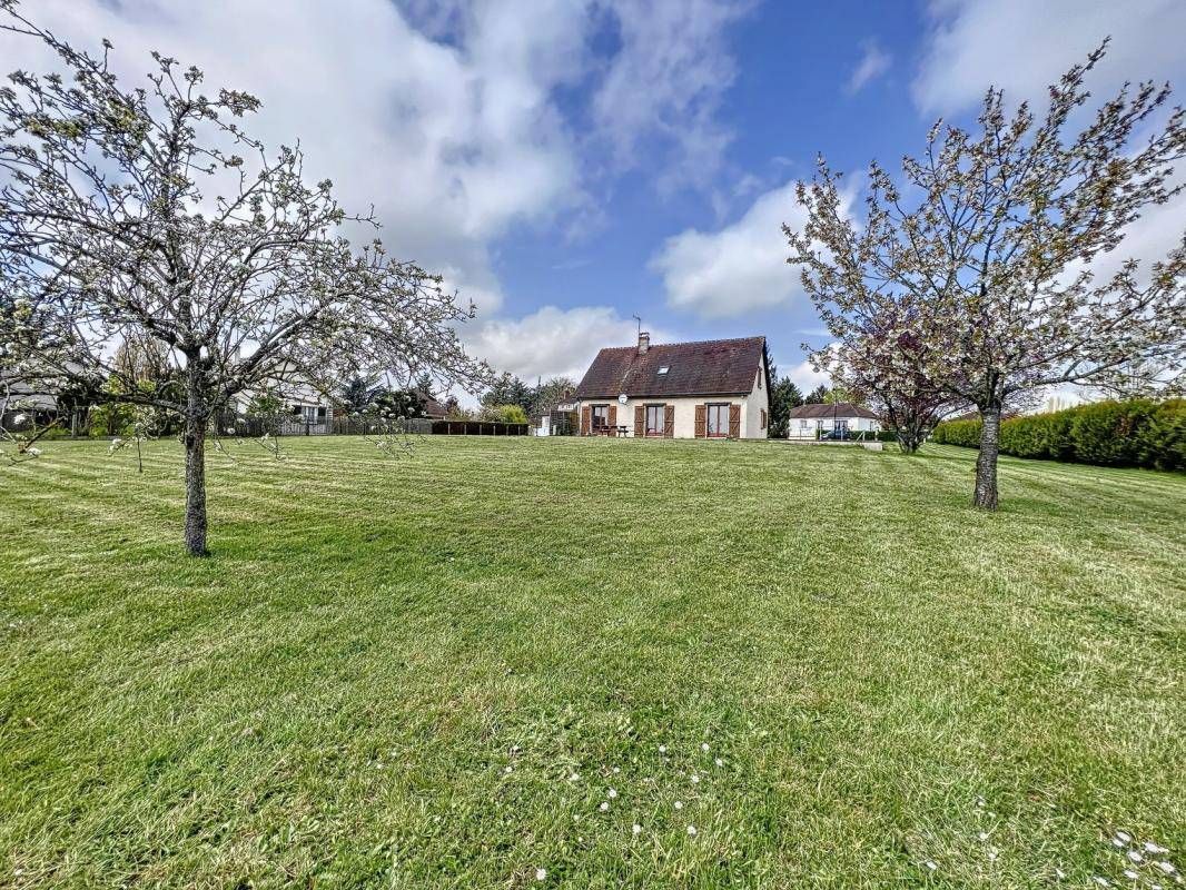 Terrain seul à Gisors en Eure (27) de 718 m² à vendre au prix de 65000€ - 1