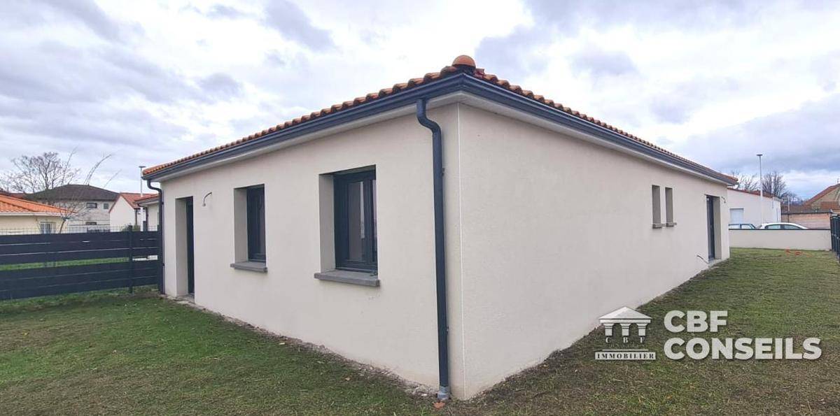 Programme terrain + maison à Ennezat en Puy-de-Dôme (63) de 103 m² à vendre au prix de 254900€ - 2