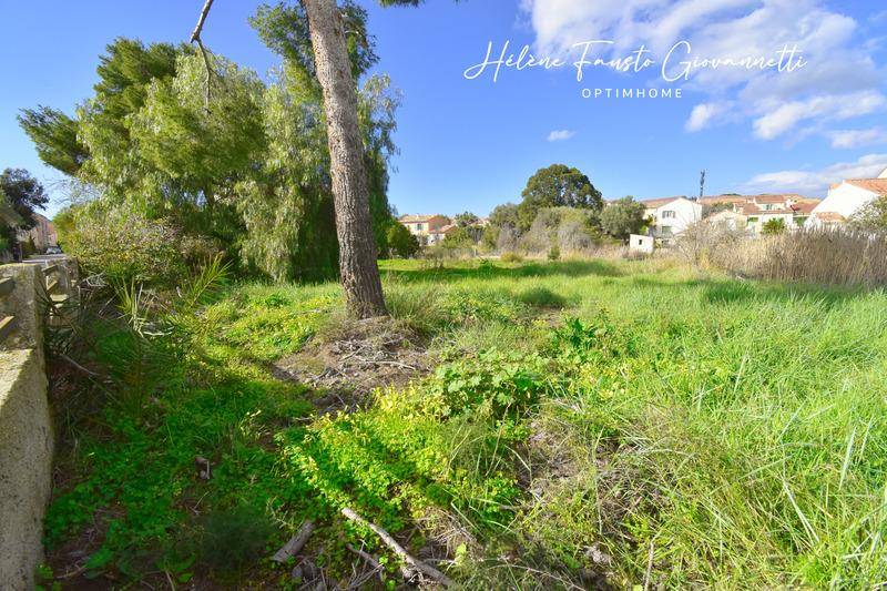 Terrain seul à Saint-Florent en Haute-Corse (2B) de 1180 m² à vendre au prix de 569000€ - 1