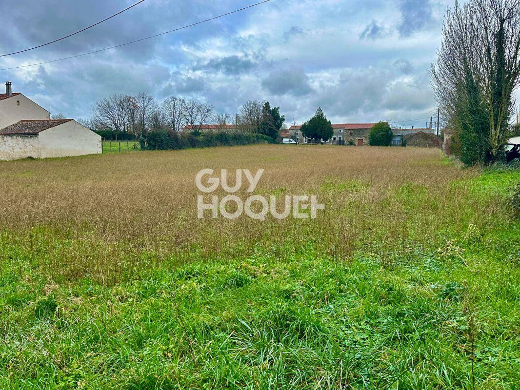 Terrain seul à Rives-d'Autise en Vendée (85) de 1393 m² à vendre au prix de 44500€ - 1