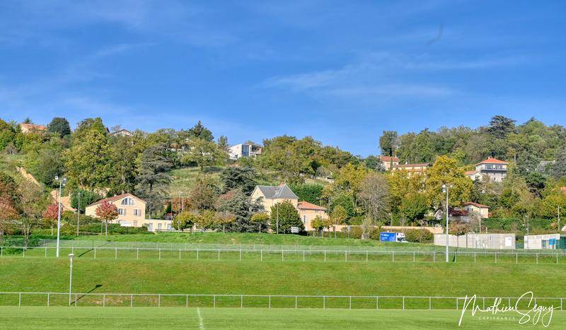 Terrain seul à Saint-Genis-Laval en Rhône (69) de 1200 m² à vendre au prix de 385000€ - 3