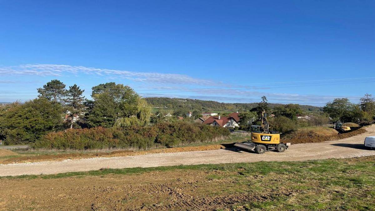 Terrain seul à Pouilley-les-Vignes en Doubs (25) de 480 m² à vendre au prix de 75700€ - 3