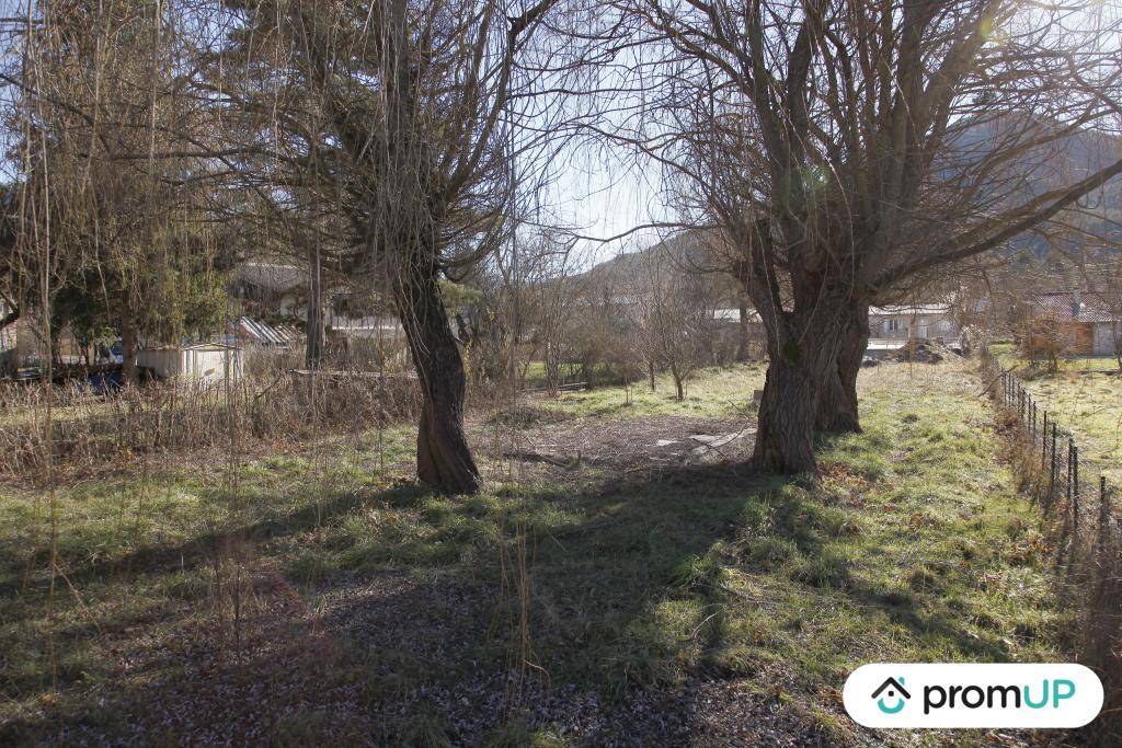 Terrain seul à Barrême en Alpes-de-Haute-Provence (04) de 1000 m² à vendre au prix de 64000€ - 2