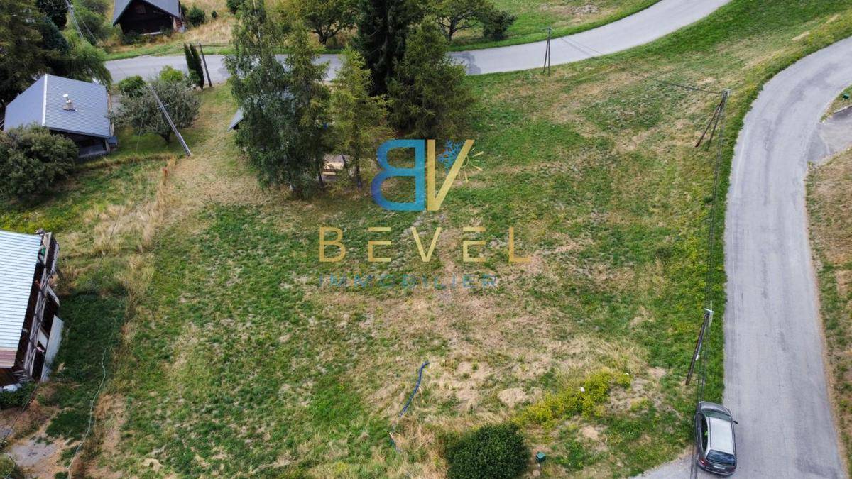 Terrain seul à Jarrier en Savoie (73) de 613 m² à vendre au prix de 98500€ - 1