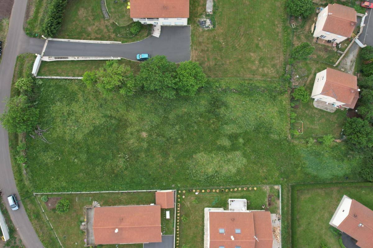 Terrain seul à Le Brignon en Haute-Loire (43) de 2513 m² à vendre au prix de 34998€ - 3