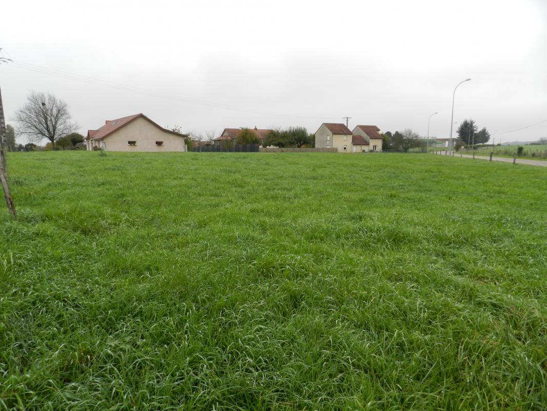 Terrain seul à Dampierre-sur-Salon en Haute-Saône (70) de 970 m² à vendre au prix de 33000€