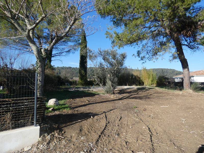 Terrain seul à Vacquières en Hérault (34) de 1037 m² à vendre au prix de 296000€ - 2