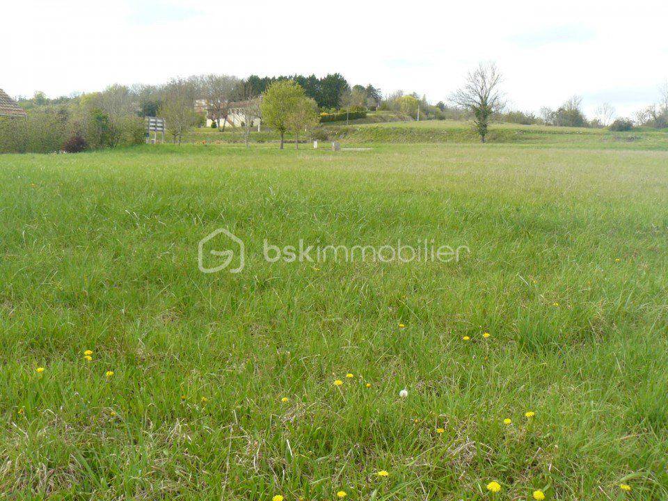 Terrain seul à Sainte-Foy-de-Longas en Dordogne (24) de 1758 m² à vendre au prix de 28950€ - 2