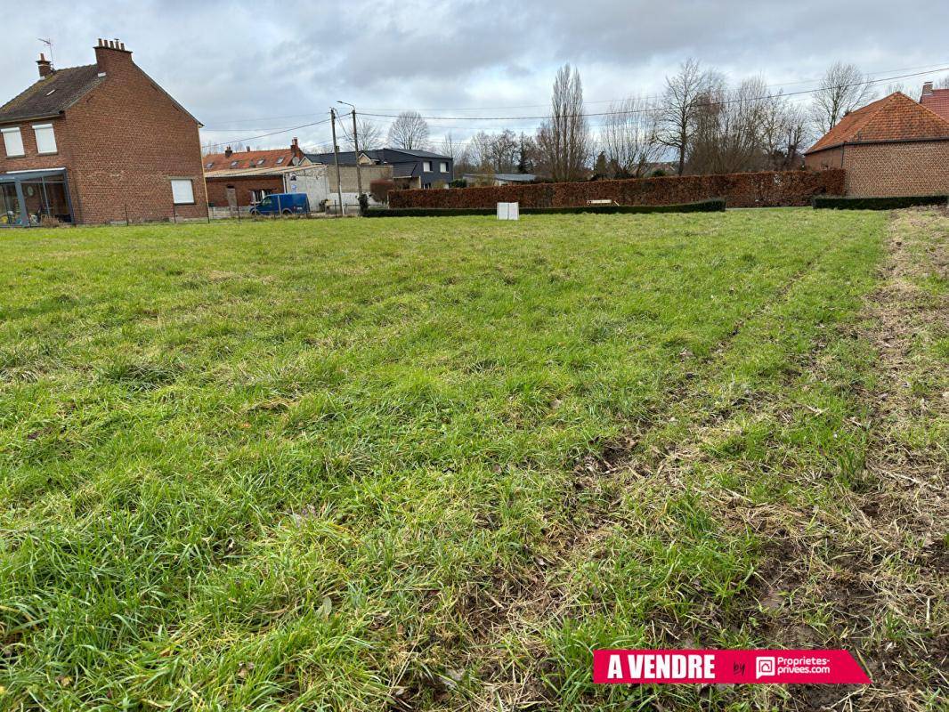 Terrain seul à Roquetoire en Pas-de-Calais (62) de 1475 m² à vendre au prix de 89990€ - 2