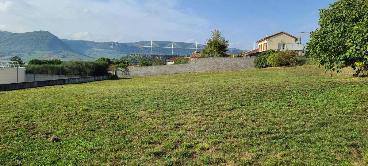 Terrain seul à Millau en Aveyron (12) de 2036 m² à vendre au prix de 220600€ - 1