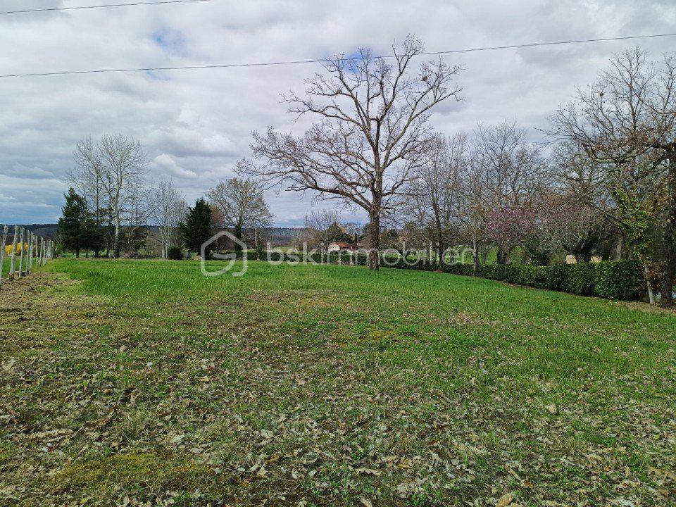 Terrain seul à Pays de Belvès en Dordogne (24) de 3629 m² à vendre au prix de 28000€ - 1