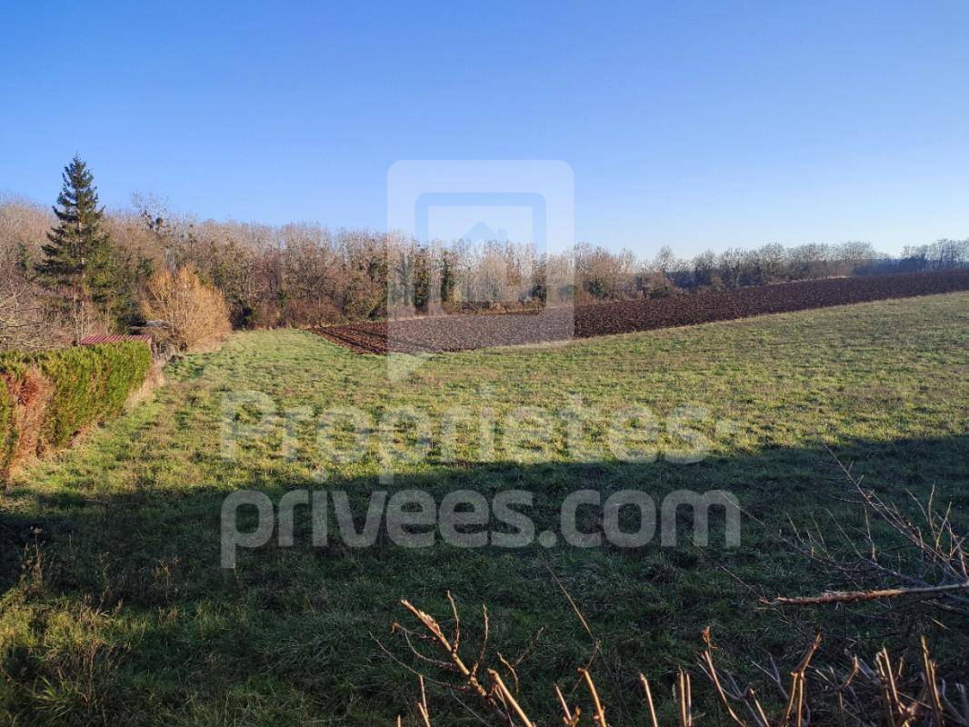 Terrain seul à Donzy en Nièvre (58) de 1207 m² à vendre au prix de 21000€