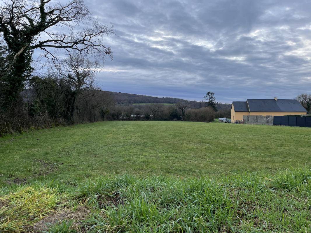 Terrain seul à Doville en Manche (50) de 682 m² à vendre au prix de 23600€ - 1