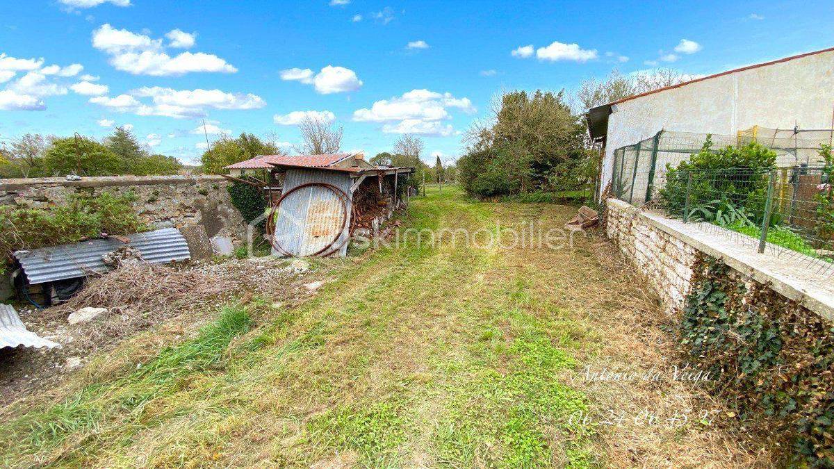 Terrain seul à Courant en Charente-Maritime (17) de 1137 m² à vendre au prix de 23500€ - 2