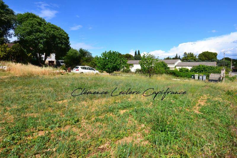 Terrain seul à Aramon en Gard (30) de 567 m² à vendre au prix de 149000€ - 1