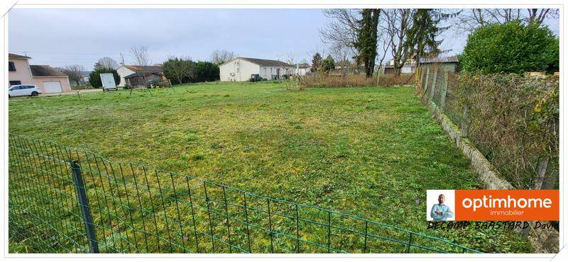 Terrain seul à Maine-de-Boixe en Charente (16) de 1000 m² à vendre au prix de 32600€ - 3