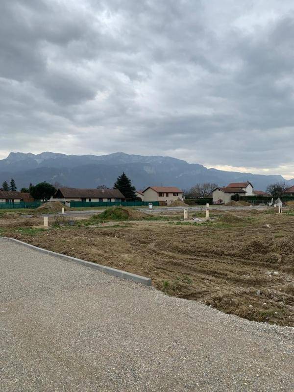 Terrain seul à Tullins en Isère (38) de 400 m² à vendre au prix de 85000€ - 2
