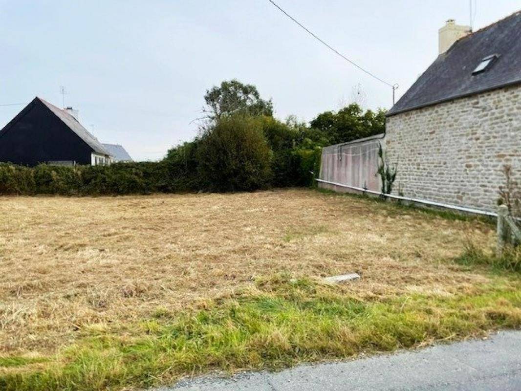 Terrain seul à Penmarch en Finistère (29) de 711 m² à vendre au prix de 84300€ - 2