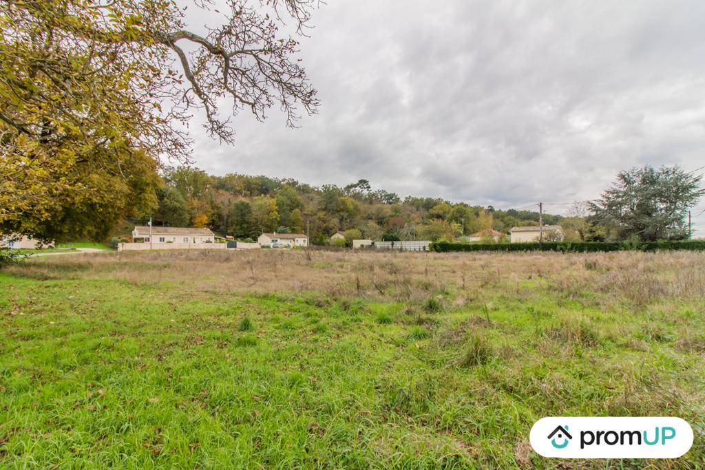 Terrain seul à Sourzac en Dordogne (24) de 2461 m² à vendre au prix de 39000€ - 2