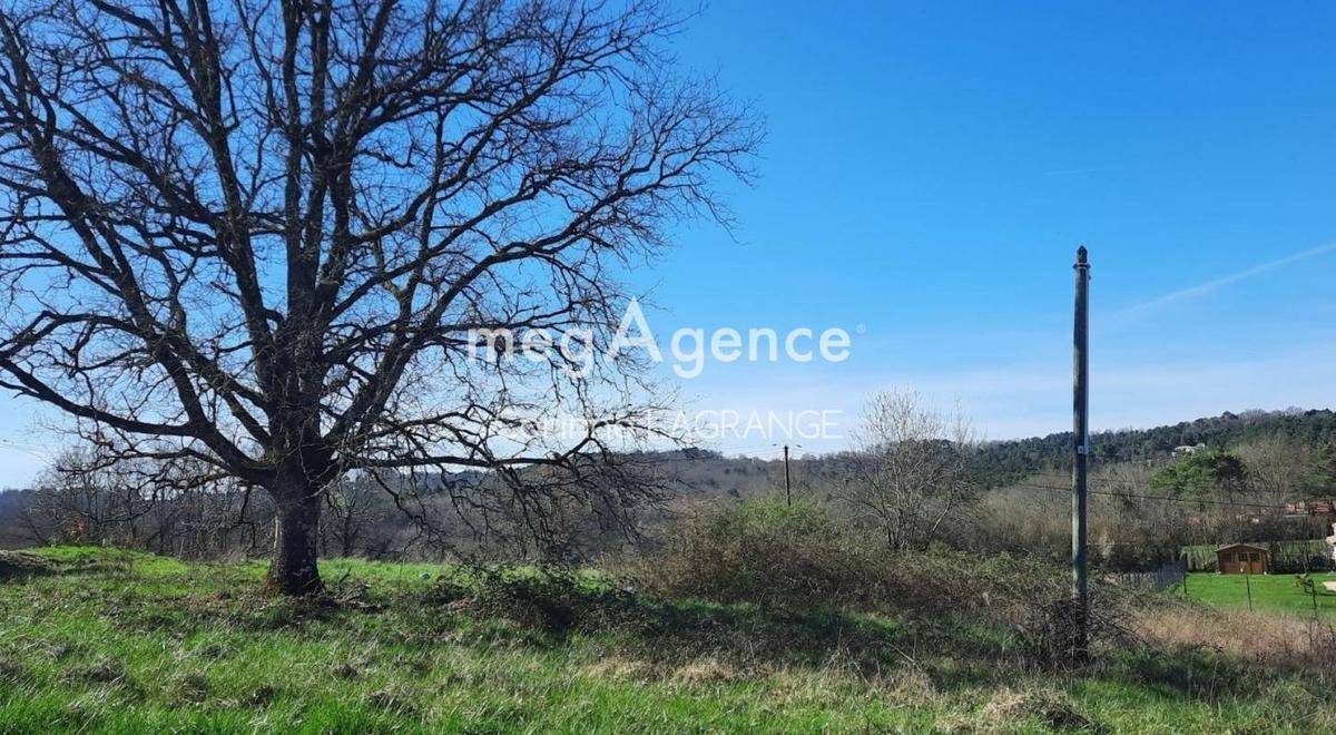 Terrain seul à Trélissac en Dordogne (24) de 1900 m² à vendre au prix de 81000€ - 1