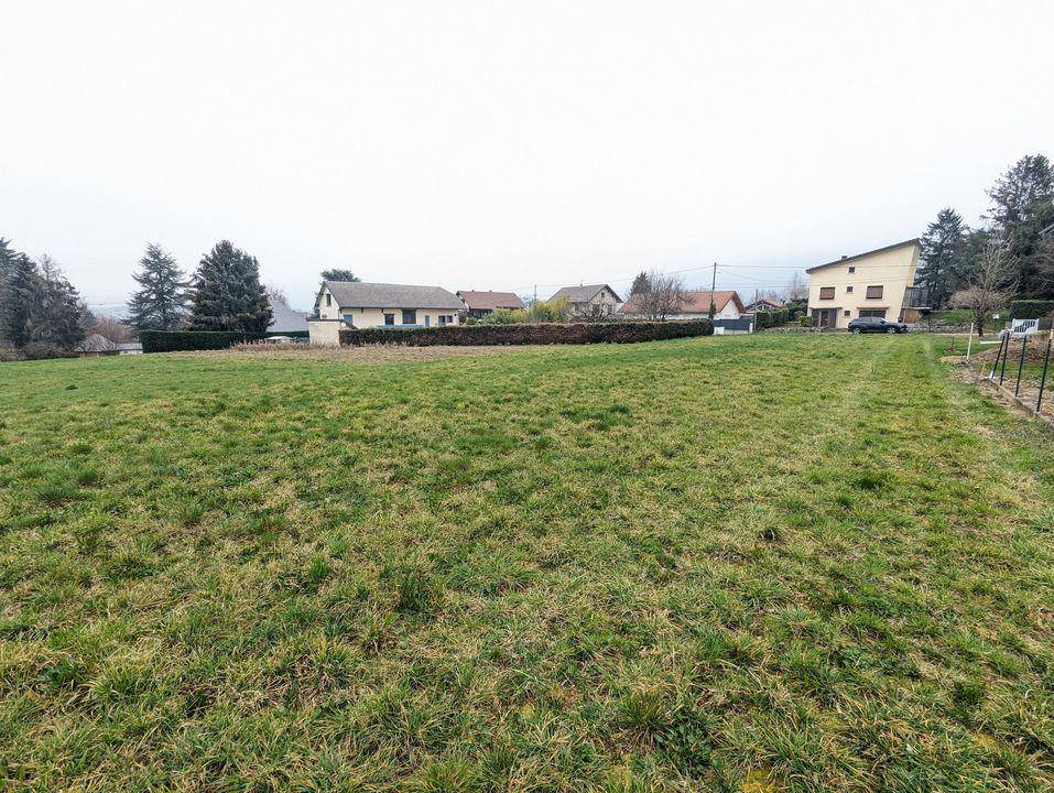Terrain seul à La Ravoire en Savoie (73) de 1039 m² à vendre au prix de 240000€ - 2