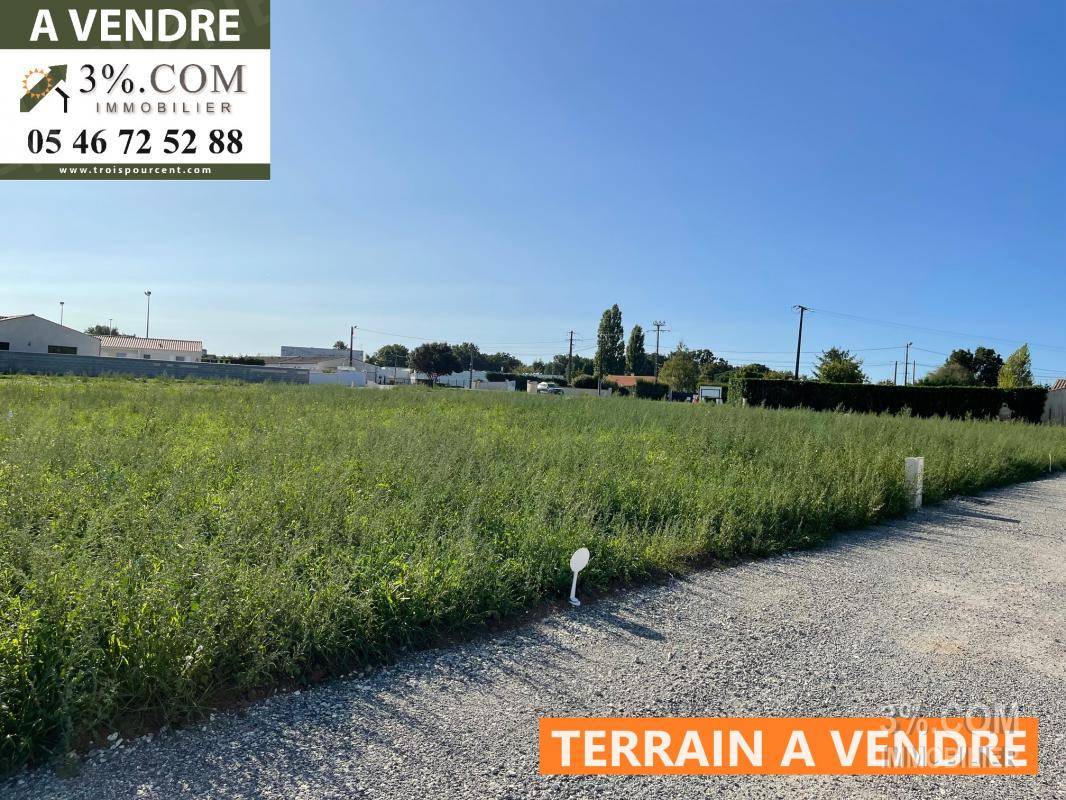 Terrain seul à Saint-Porchaire en Charente-Maritime (17) de 673 m² à vendre au prix de 66000€ - 1