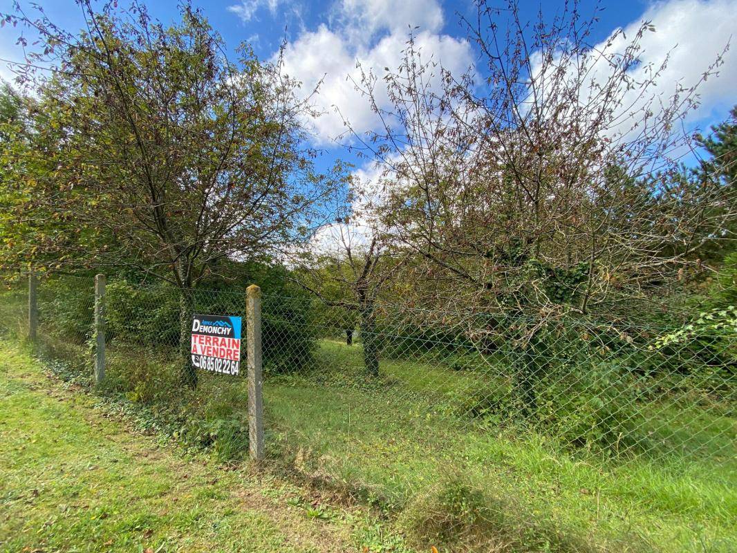 Terrain seul à Poix-de-Picardie en Somme (80) de 2786 m² à vendre au prix de 55000€ - 3