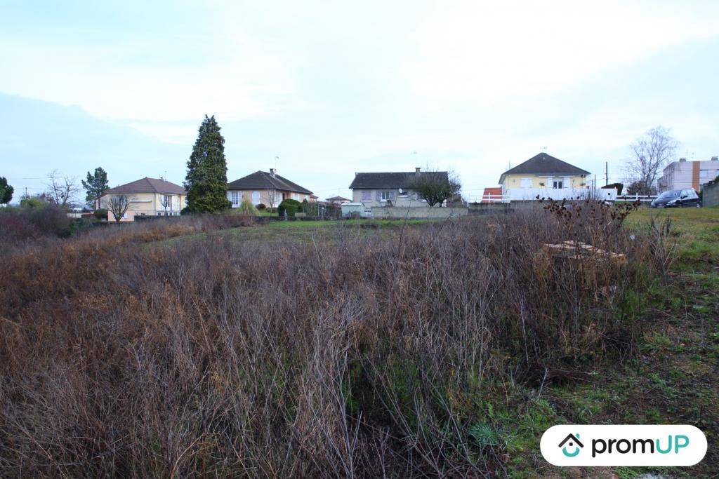 Terrain seul à Digoin en Saône-et-Loire (71) de 3000 m² à vendre au prix de 42690€ - 2