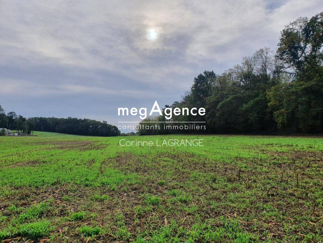 Terrain seul à Bassillac et Auberoche en Dordogne (24) de 946 m² à vendre au prix de 64900€