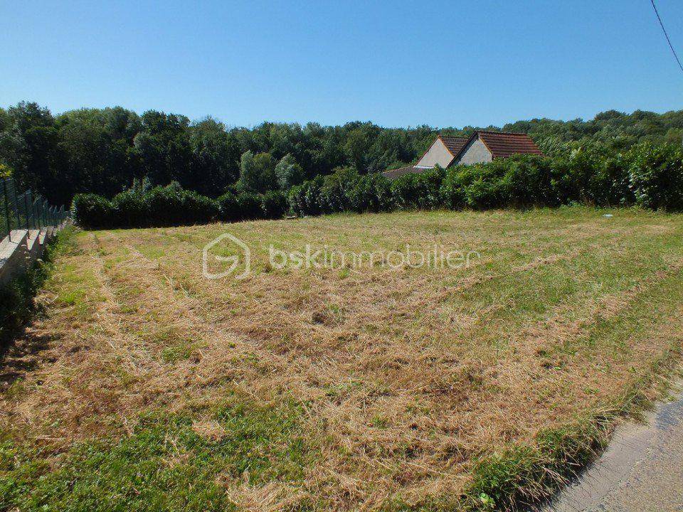 Terrain seul à Lindry en Yonne (89) de 1000 m² à vendre au prix de 35000€ - 3