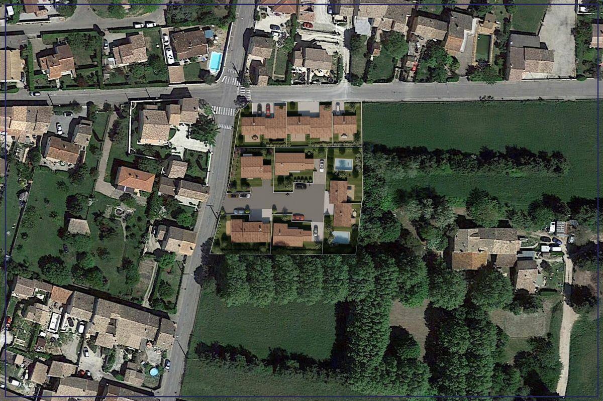 Terrain seul à Lapalud en Vaucluse (84) de 370 m² à vendre au prix de 72500€ - 2