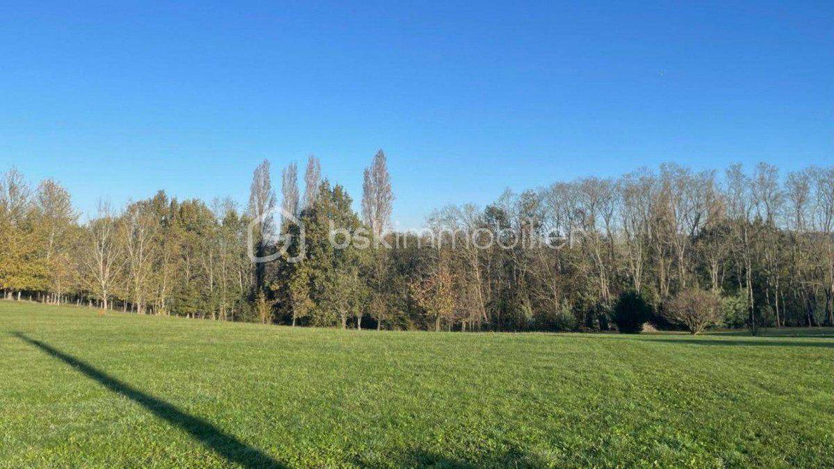Terrain seul à Saint-Germain-de-Belvès en Dordogne (24) de 3744 m² à vendre au prix de 48000€ - 1