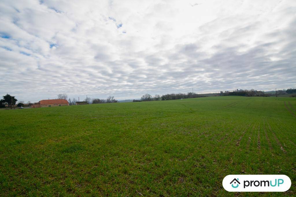 Terrain seul à Sempesserre en Gers (32) de 8000 m² à vendre au prix de 52000€ - 1