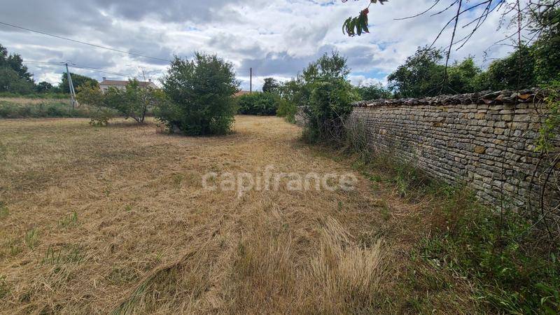 Terrain seul à Matha en Charente-Maritime (17) de 1090 m² à vendre au prix de 16000€ - 4