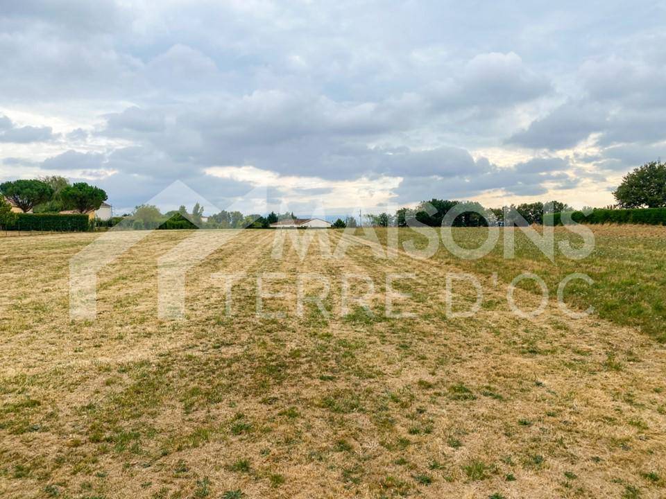 Terrain seul à Castres en Tarn (81) de 1020 m² à vendre au prix de 90000€ - 2