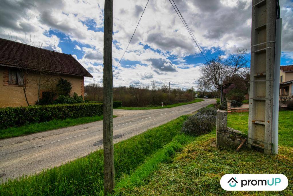 Terrain seul à Larrazet en Tarn-et-Garonne (82) de 2000 m² à vendre au prix de 79000€ - 4