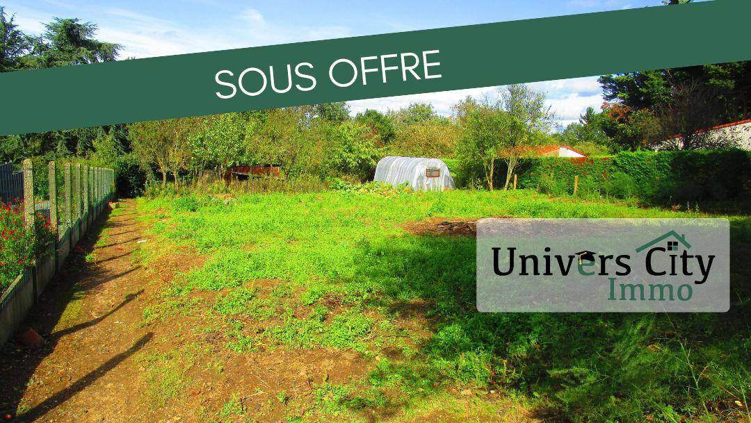 Terrain seul à Divatte-sur-Loire en Loire-Atlantique (44) de 884 m² à vendre au prix de 145700€ - 1